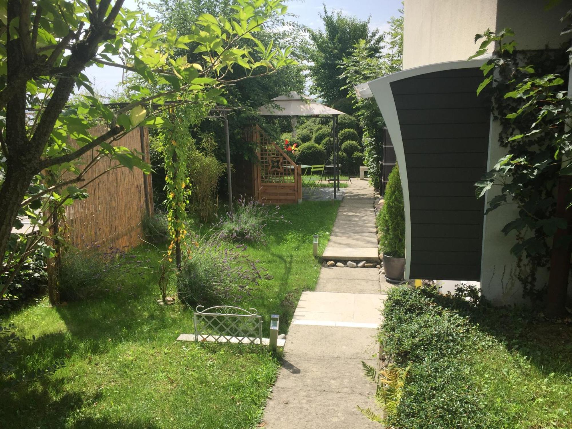 Joline Private Guest Apartment Just Feel At Home Jens Exterior photo